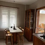 Βίλα Five Bedroom Living, Triplex With Big Private Garden, Fifty Meters To Sea In Urla, Sleeps Twelve, Three Baths Βουρλά