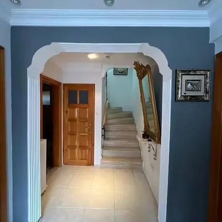 Five Bedroom Living, Triplex With Big Private Garden, Fifty Meters To Sea In Urla, Sleeps Twelve, Three Baths Urla