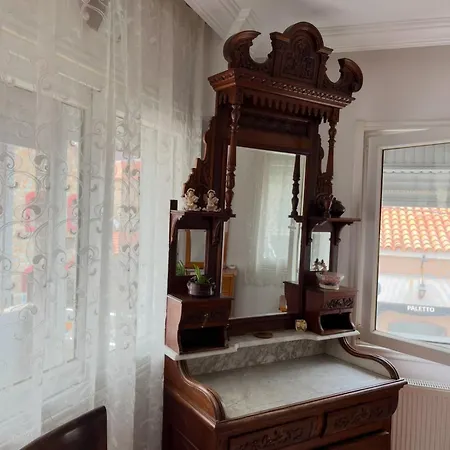 Five Bedroom Living, Triplex With Big Private Garden, Fifty Meters To Sea In Urla, Sleeps Twelve, Three Baths Urla