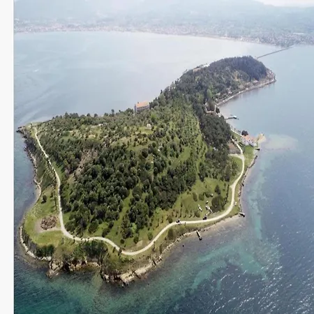 Five Bedroom Living, Triplex With Big Private Garden, Fifty Meters To Sea In Urla, Sleeps Twelve, Three Baths Urla