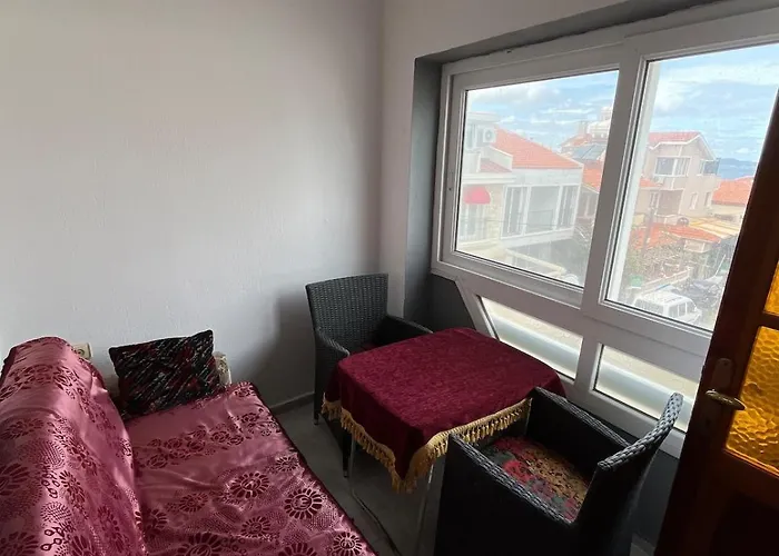 Five Bedroom Living, Triplex With Big Private Garden, Fifty Meters To Sea In Urla, Sleeps Twelve, Three Baths
