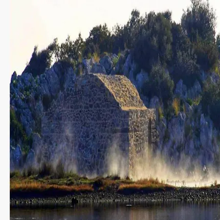 Five Bedroom Living, Triplex With Big Private Garden, Fifty Meters To Sea In Urla, Sleeps Twelve, Three Baths Villa