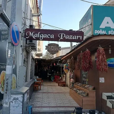 Five Bedroom Living, Triplex With Big Private Garden, Fifty Meters To Sea In Urla, Sleeps Twelve, Three Baths * Urla