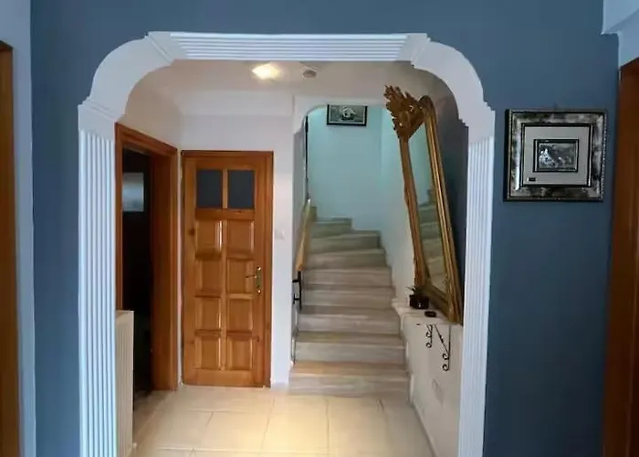 Five Bedroom Living, Triplex With Big Private Garden, Fifty Meters To Sea In Urla, Sleeps Twelve, Three Baths Urla