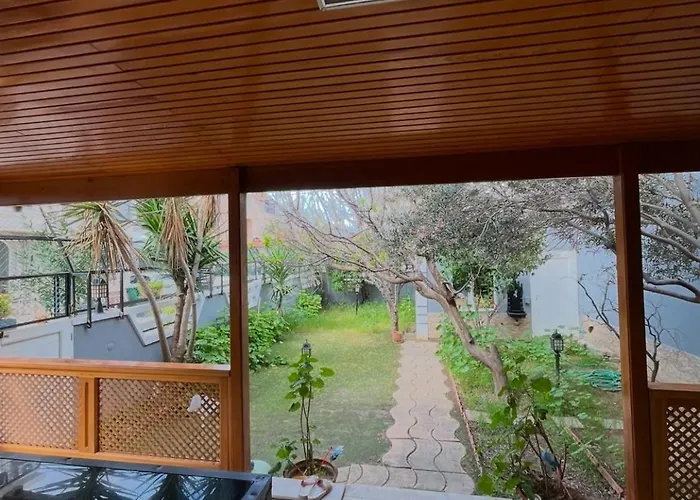 Five Bedroom Living, Triplex With Big Private Garden, Fifty Meters To Sea In Urla, Sleeps Twelve, Three Baths * Urla