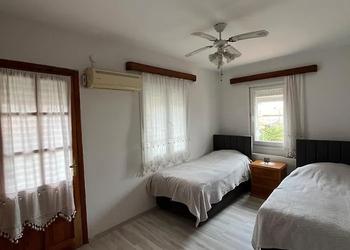 Five Bedroom Living, Triplex With Big Private Garden, Fifty Meters To Sea In Urla, Sleeps Twelve, Three Baths * Urla